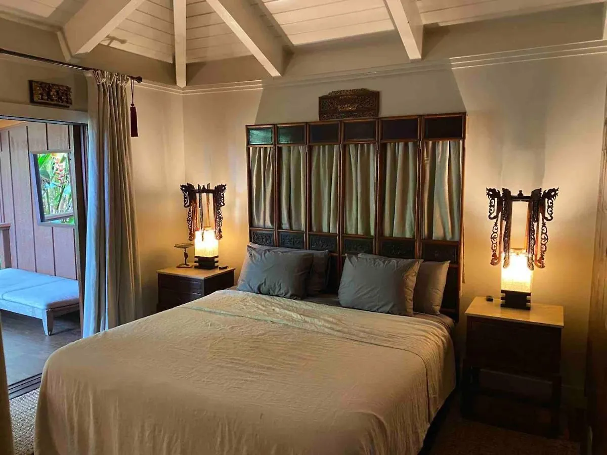 Peaceful Sanctuary In Hawaiian Cloud Forest Kailua-Kona 0*,