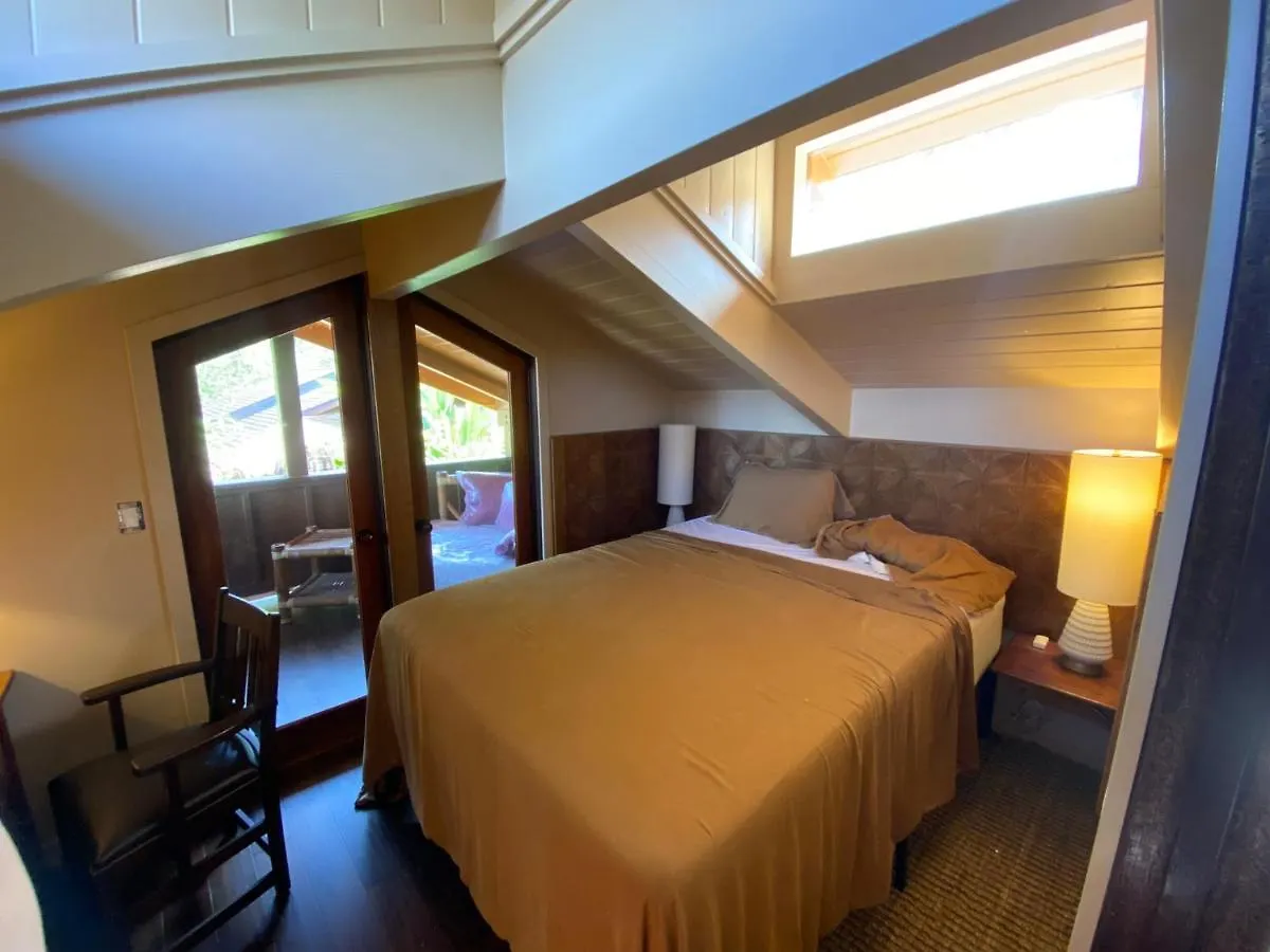 Peaceful Sanctuary In Hawaiian Cloud Forest Kailua-Kona